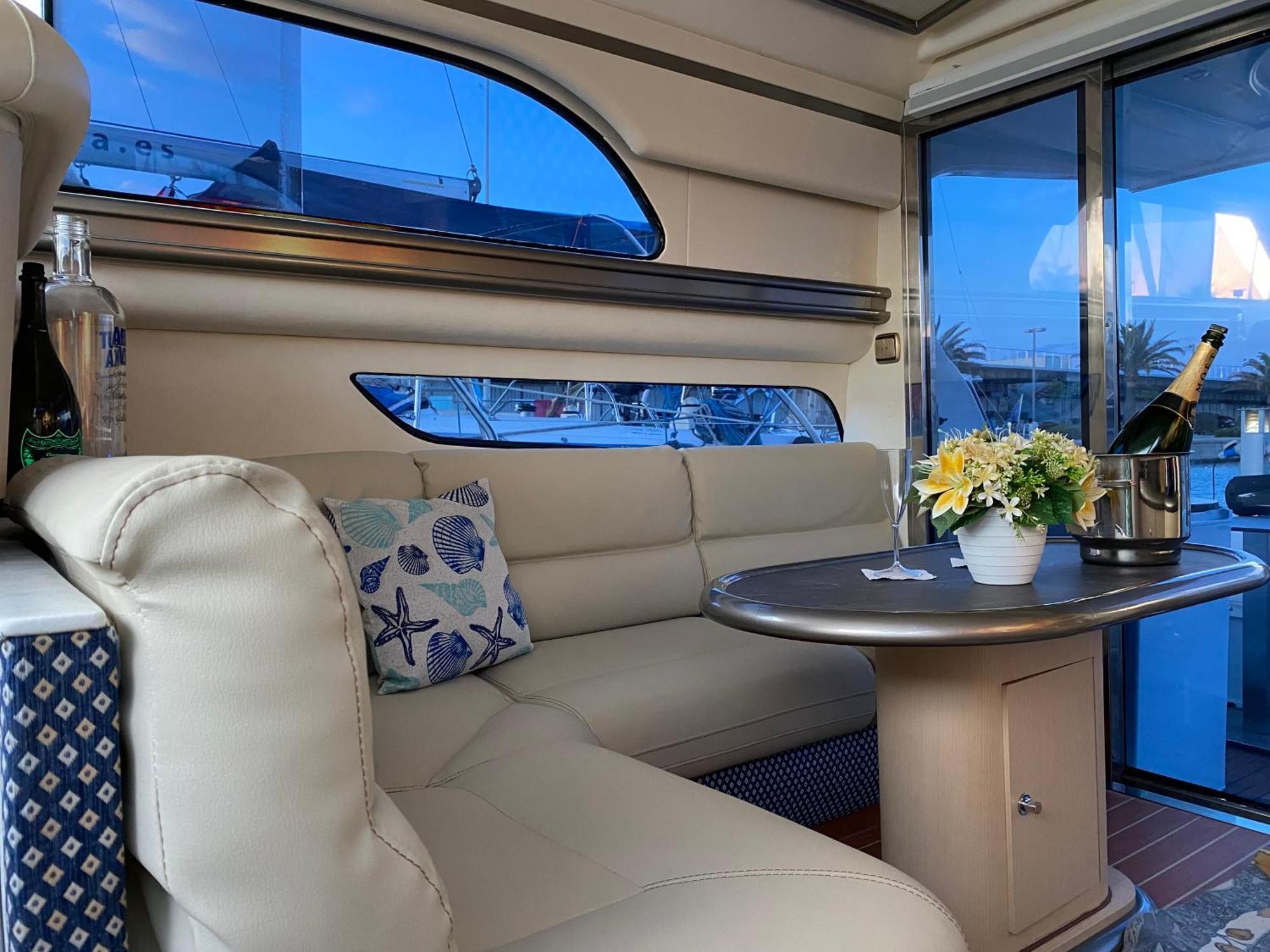 Отель The Valencia Yacht Experience Экстерьер фото
