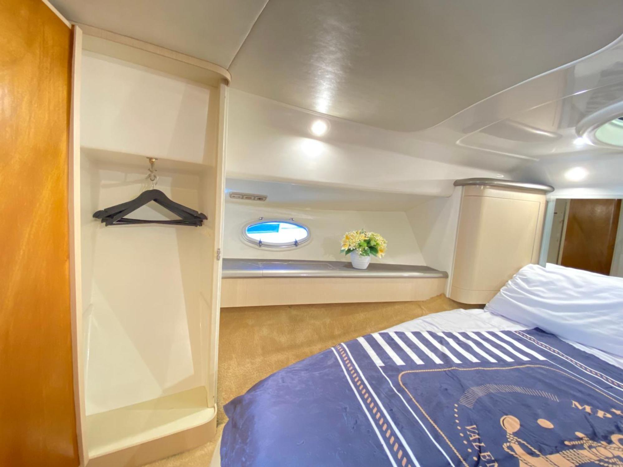Отель The Valencia Yacht Experience Экстерьер фото
