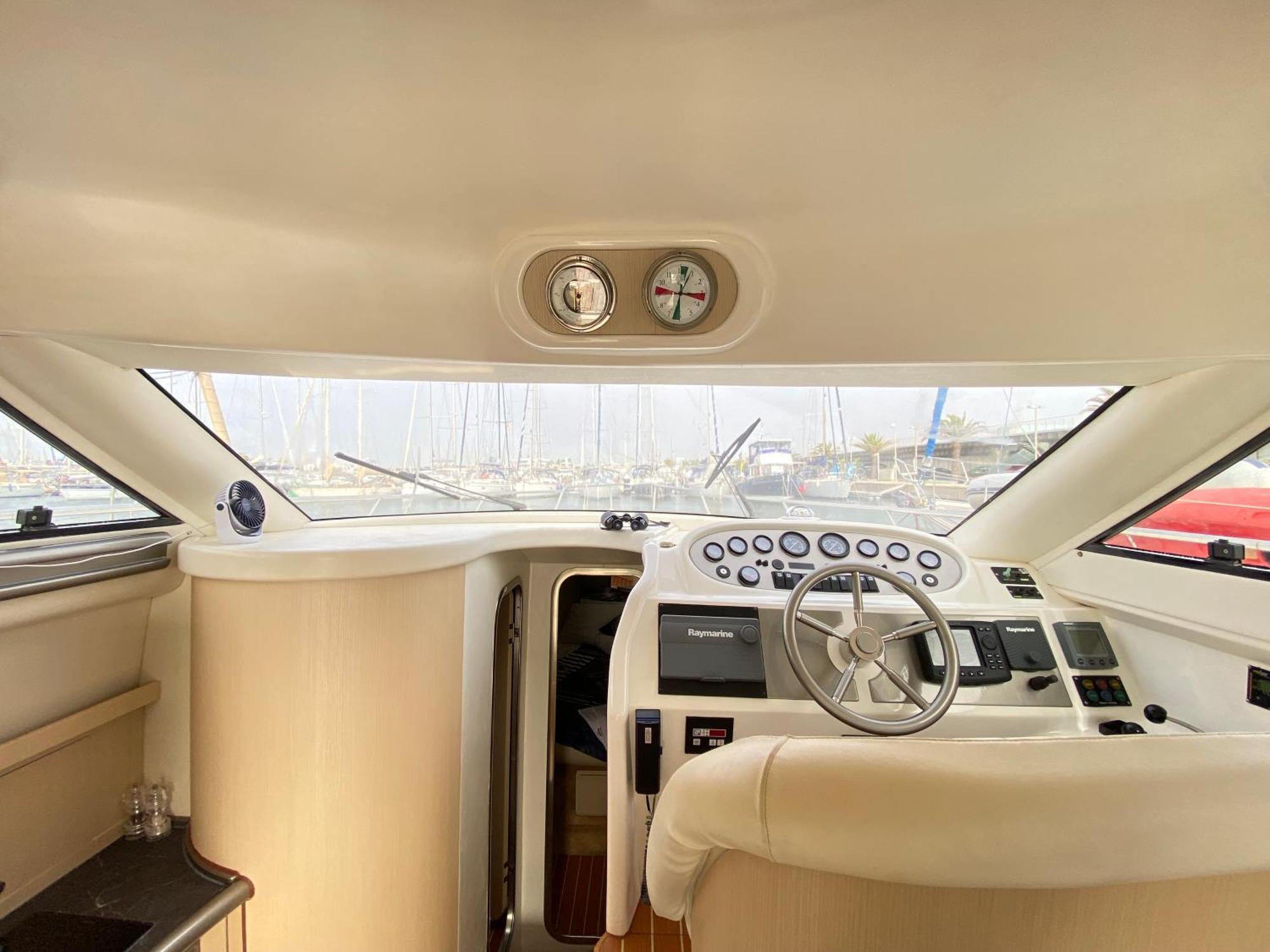 Отель The Valencia Yacht Experience Экстерьер фото
